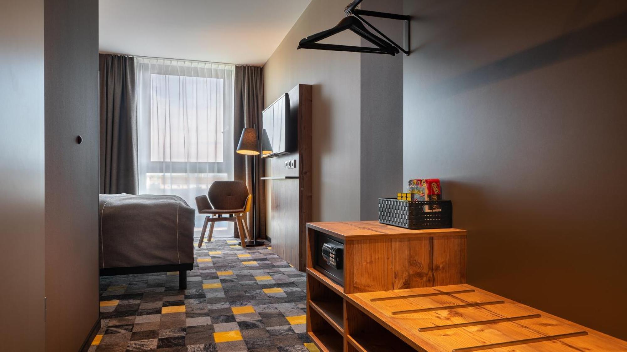 Holiday Inn - The Niu, Timber Esslingen By Ihg Esslingen am Neckar Dış mekan fotoğraf