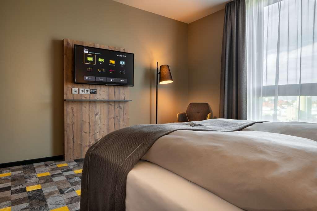 Holiday Inn - The Niu, Timber Esslingen By Ihg Esslingen am Neckar Oda fotoğraf